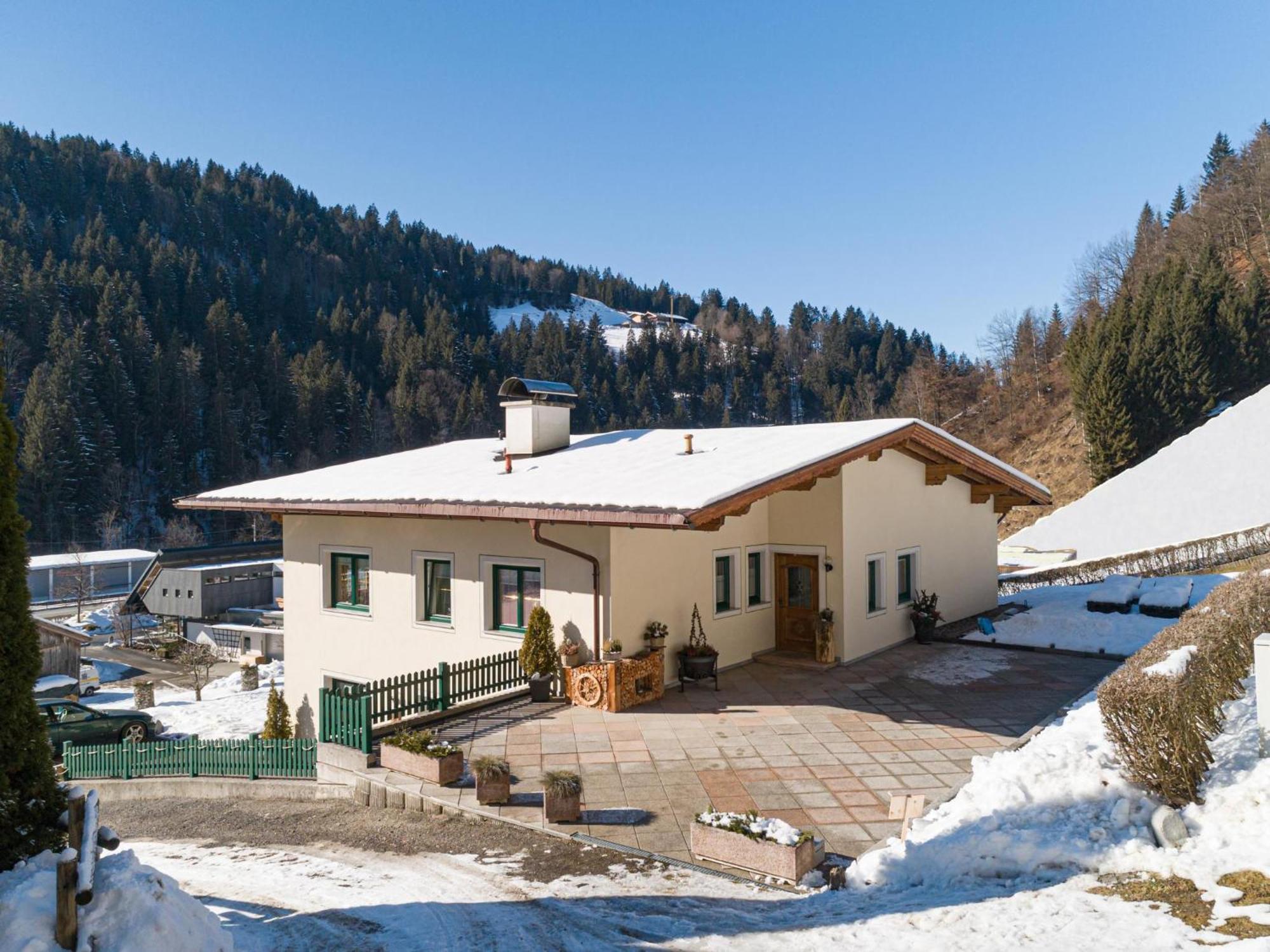 Haus Am Waldrand Apartman Hopfgarten im Brixental Kültér fotó