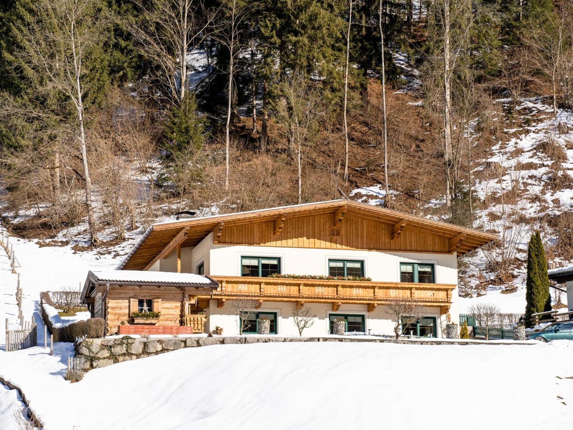 Haus Am Waldrand Apartman Hopfgarten im Brixental Kültér fotó