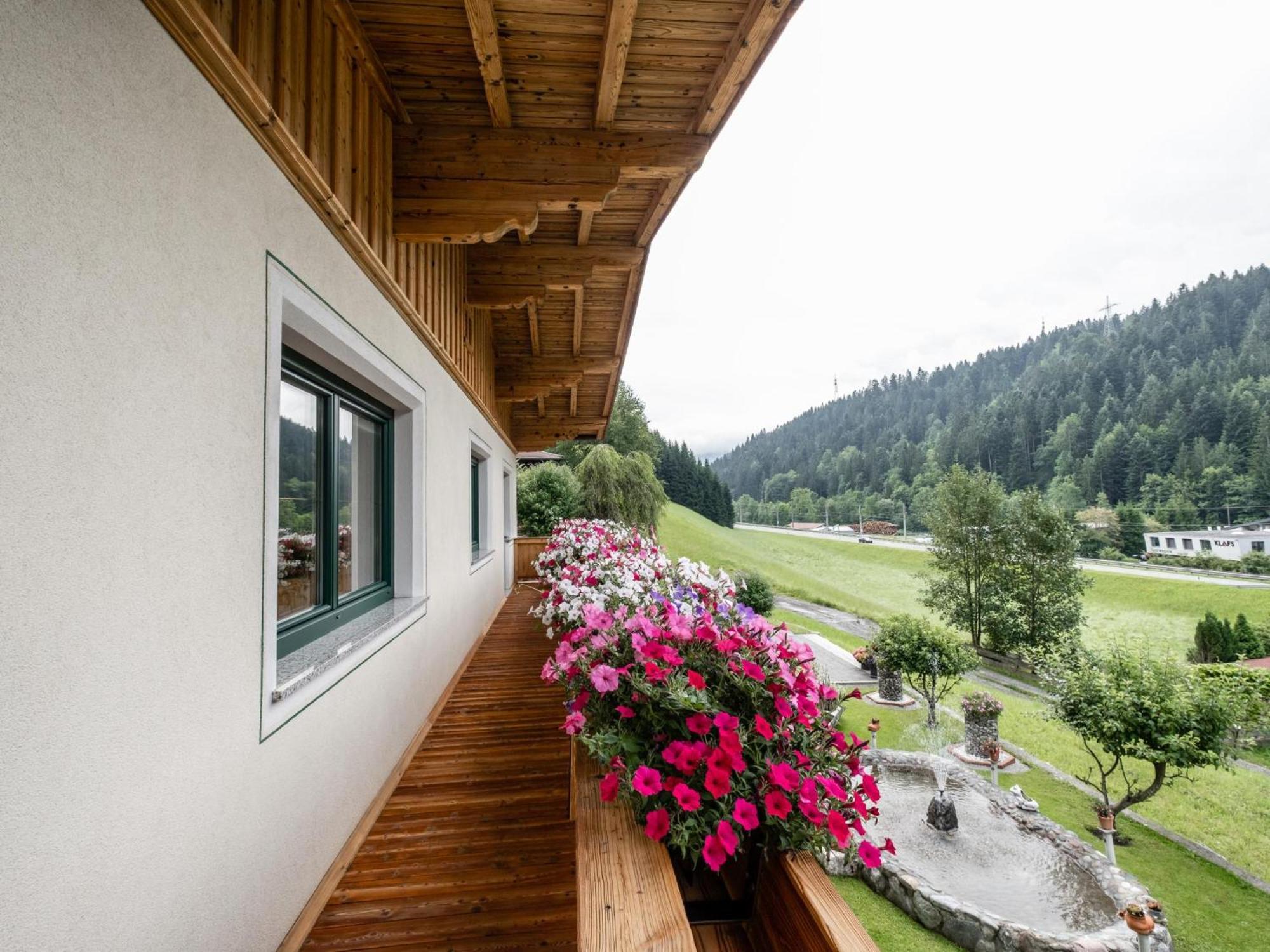 Haus Am Waldrand Apartman Hopfgarten im Brixental Kültér fotó